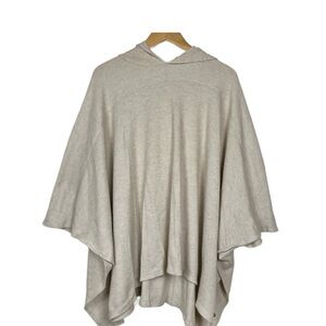 Livi Hooded Poncho